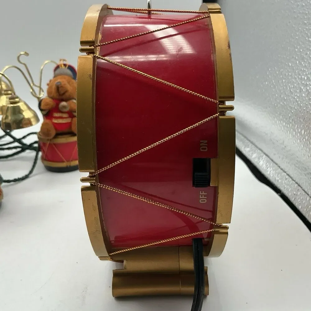 Mr. Christmas bring classic